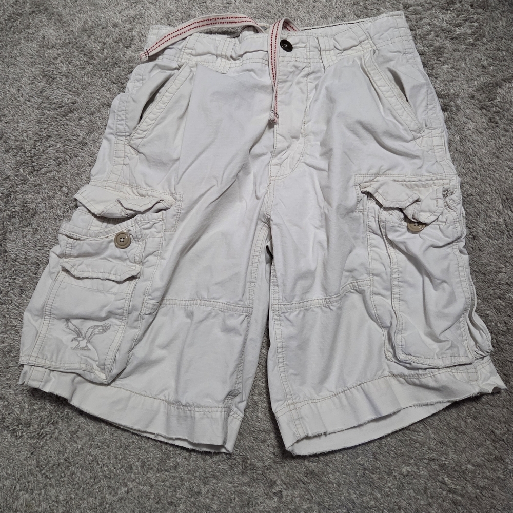 American Eagle Outfitters 100% Cotton White Cargo Shorts
